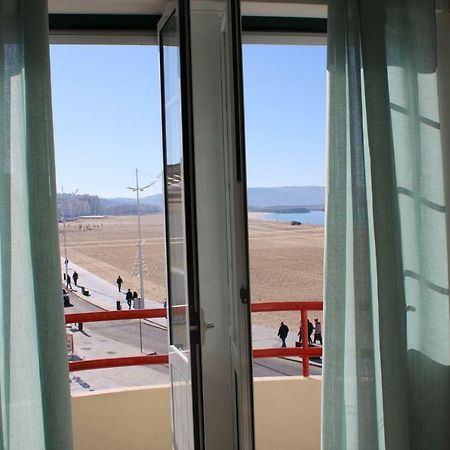 Sand & Sea Apartment Nazaré Esterno foto